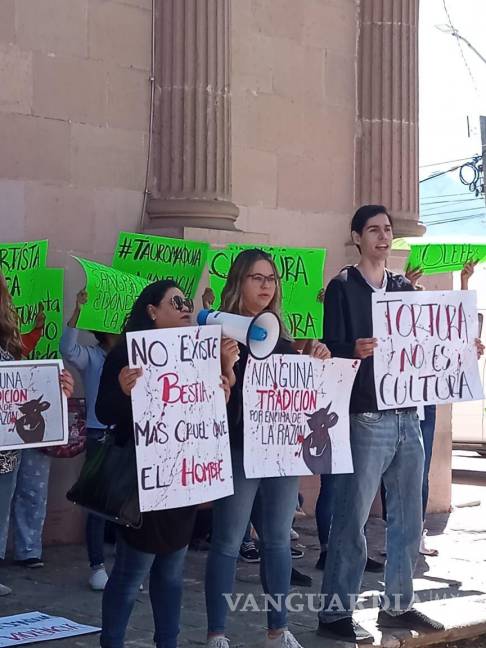 $!La propuesta de reintegrar la tauromaquia a Coahuila despierta pasiones y divisiones en la sociedad.