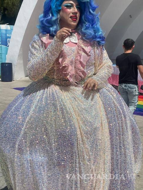 Nuevo León: Drag Queens protestan contra prohibición de shows LGBT+ en San Nicolás