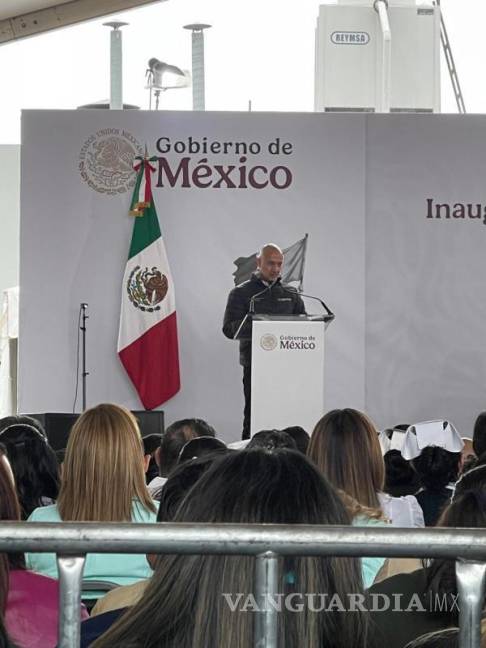 $!De visita en Monterrey, autoridades del gobierno federal hablaron del proyecto del tren de pasajeros Ciudad de México-Nuevo Laredo.