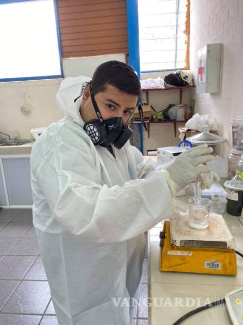 Alumnos de UAdeC apoyan con insumos al sector salud