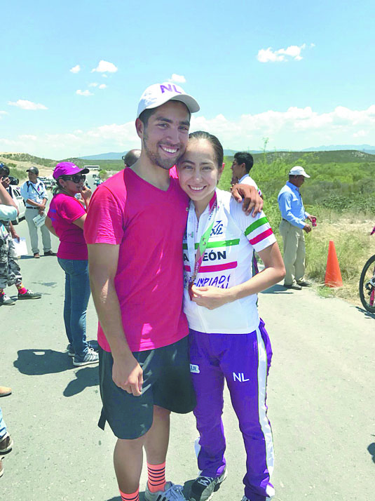 $!Jaime y Cynthia: Todo un camino juntos en bicicleta