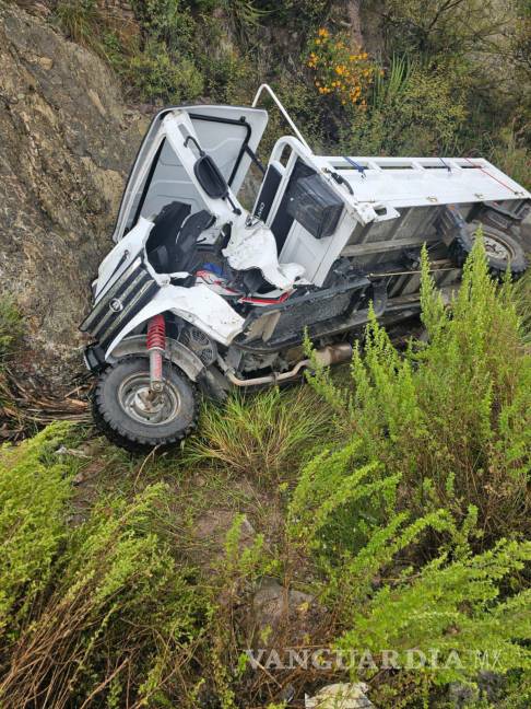 $!El joven fue lanzado fuera de la carretera por un conductor imprudente.