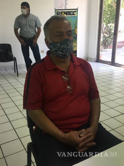 $!Tras quedarse varados en Colombia, regresan a Monclova y les impiden contacto con sus familiares