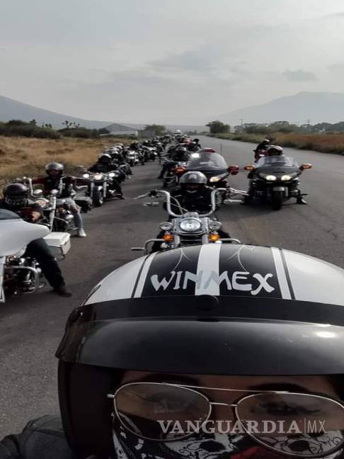 $!Recorrer carreteras en motocicleta es una experiencia que estos grupos conocen de primera mano.