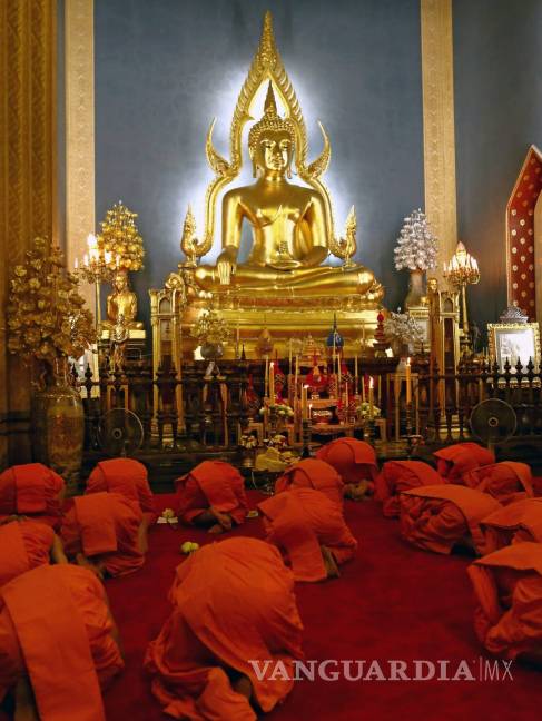 $!Budistas celebran el "Magha Puja" en el Sudeste Asiático