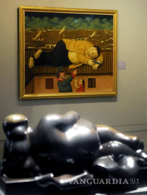 $!Fotografía del cuadro La muerte de Pablo Escobar, donada por el maestro Fernando Botero a finales del año 2010, en el Museo de Antioquia, en Medellín (Colombia). EFE/Luis Eduardo Noriega