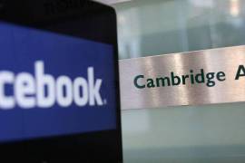 Multan a Facebook con 644 mil dólares por caso Cambridge Analytica
