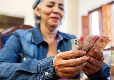 La Modalidad 44 del IMSS permite a determinados trabajadores independientes incorporarse voluntariamente al régimen obligatorio y acceder a servicios médicos y otras prestaciones.