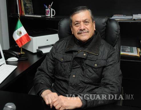 $!Los señalamientos datan de la gestión de Manuel Flores Revuelta al frente de la dirección de Prepa Abierta del Estado.