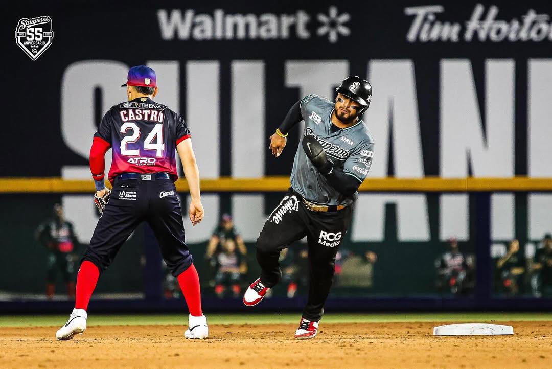Luego de la contundente victoria conseguida por Saraperos de Saltillo en el primer juego de la serie, el equipo volvió este martes al Palacio Sultán para enfrentar a los Sultanes de Monterrey, en un
