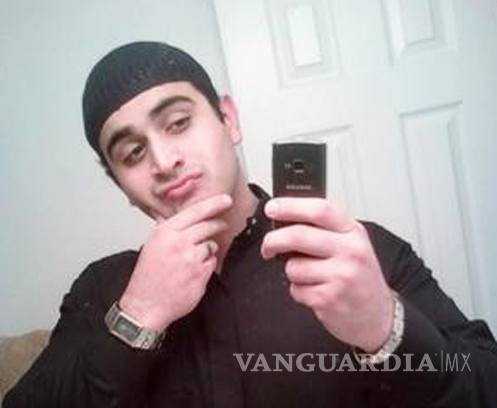 Mateen usó las redes sociales durante el ataque al club gay