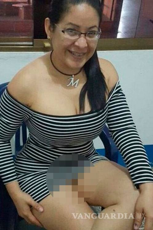 $!Maestra amenazaba a alumnos con reprobarlos si no tenían relaciones con ella