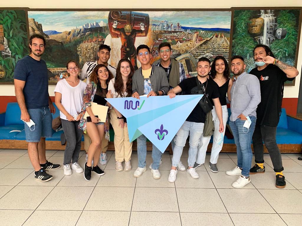 Crece intercambio académico de la UAdeC; triplica participación estudiantil en el País