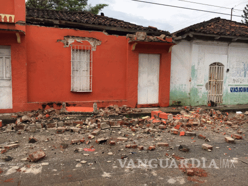 $!Un muerto y daños por sismo de 6.9 en frontera de Guatemala y México
