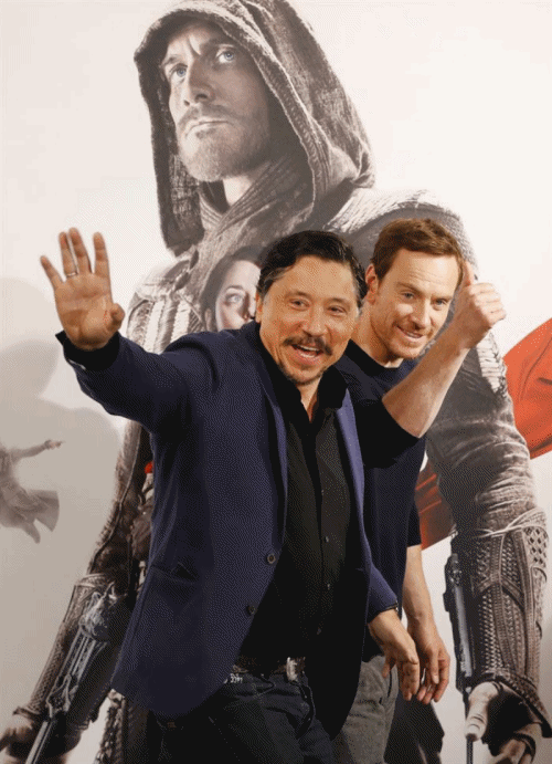 $!Afirma Fassbender que "el corazón de todos los conflictos siempre es económico"