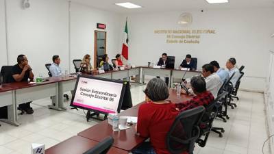 Ciudadanía coahuilense participa en capacitación para integrar casillas en la elección de junio.