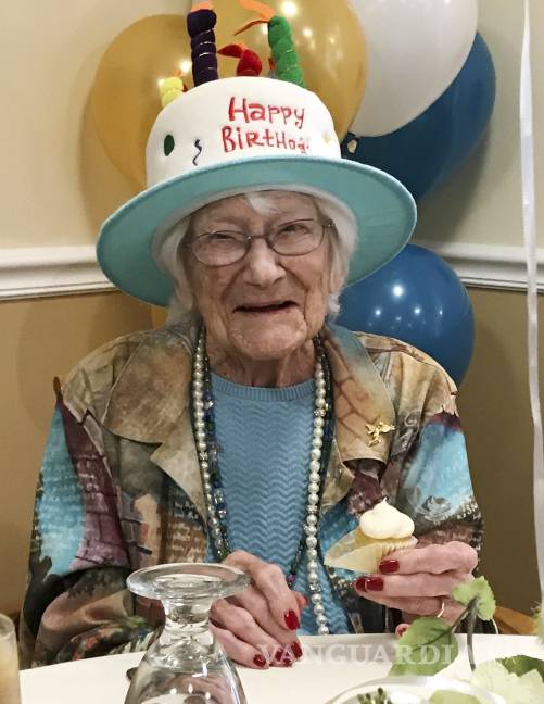 $!Hazel Nilson celebra su cumpleaños número 111 en Nueva Hampshire