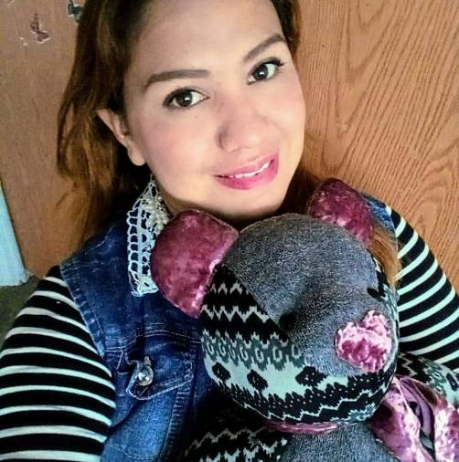 Conservar en un osito de peluche la esencia de un ser querido que murió es posible, asegura la artesana Erika Gabriela Alcocer Ortiz.