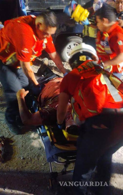 $!La noche del domingo, don Eliseo fue llevado de urgencia al Hospital General.