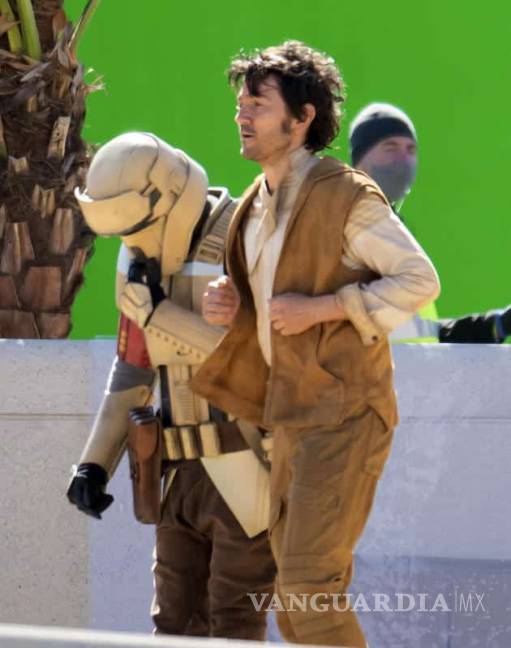 $!Estas son las primeras imágenes de Diego Luna en el set de la nueva serie ‘Star Wars: Andor’