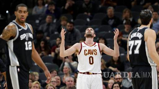 Con el corazón roto. Kevin Love saldrá de acción por fractura