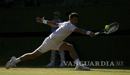 $!Djokovic mantiene perfección en Wimbledon