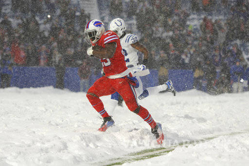 $!Bills derrotan a los Colts entre una tormenta de nieve