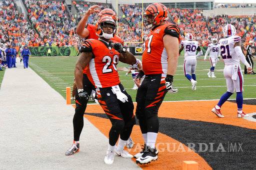 Bengals frenan el paso frenético de los Bills