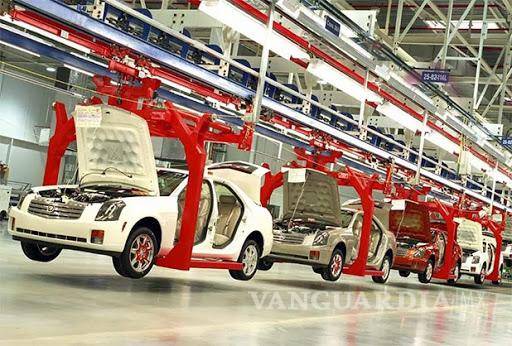 $!La industria automotriz busca reducir el arancel de 25 por ciento para que éste sea entre 4 y 5 por ciento efectivo.