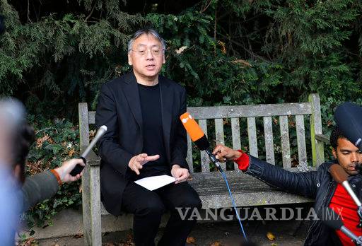 El Nobel a Kazuo Ishiguro sorprende a las redes