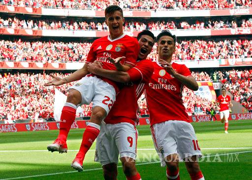 Raúl Jiménez anota y el Benfica es bicampeón de Portugal