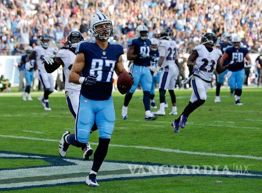 $!Titans derrotan a los Ravens