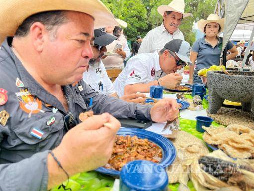$!El Festival del Elote reunió a familias y visitantes en la comunidad de Los Lirios, en Arteaga.
