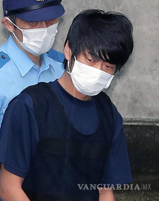 $!NARA (Japan), 21/01/2026.- Tetsuya Yamagami is escorted at the Nara Nishi Police Station in Nara Prefecture in Nara, western Japan, 10 July 2022 (issued 21 January 2026). Tetsuya Yamagami, who was charged with the murder of former Prime Minister Shinzo Abe in 2022, was sentenced to life imprisonment. (Japón) EFE/EPA/JIJI PRESS JAPAN OUT EDITORIAL USE ONLY/