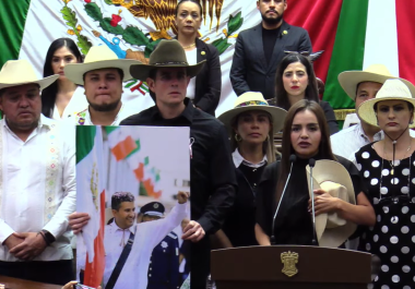 Grecia Quiroz, viuda del presidente municipal Carlos Manzo, fue designada como alcaldesa sustituta en Uruapan, Michoacán, en el Congreso del Estado.