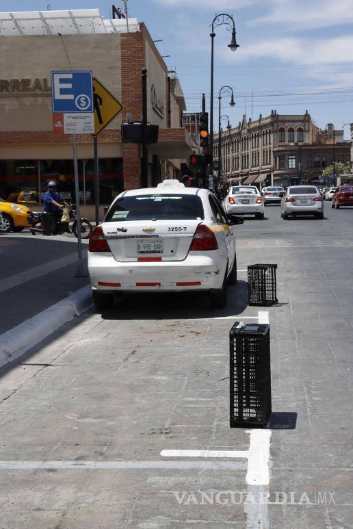 $!Los particulares en Saltillo deben pagar tarifas anuales que varían según la ubicación, desde 6,920 pesos en el Centro Histórico hasta 9,403 en áreas de parquímetros.