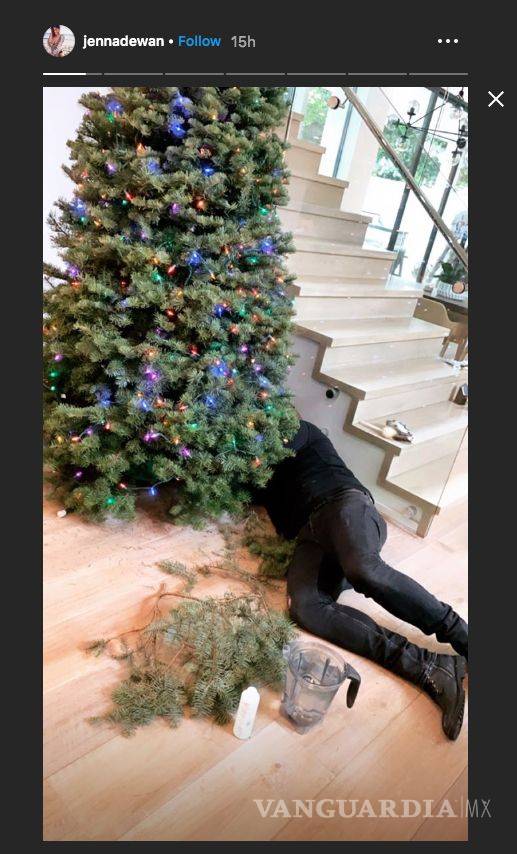 $!El espíritu navideño invade a los famosos