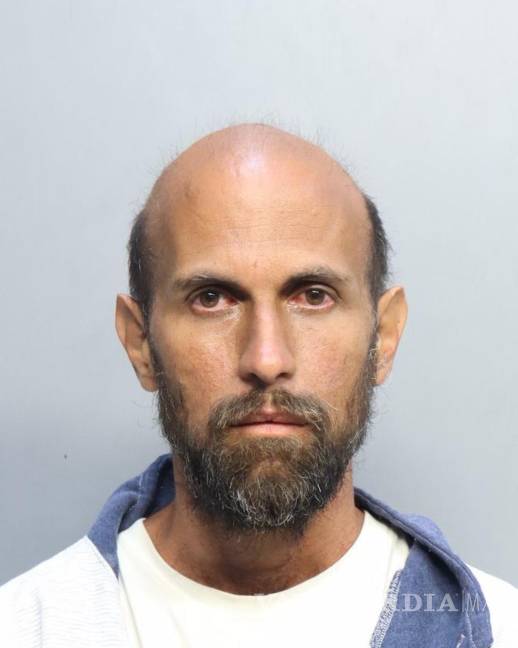 $!Alier Ojeda Salas gritó “Soy Hamás” y amenazó con hacer estallar un dispositivo explosivo en un colegio y sinagoga judío de Miami Beach, Florida.