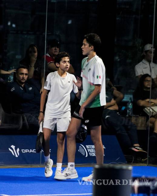$!José Pablo Garza y Santiago Castro, representantes de México en la categoría 16 y menores, lograron una sólida victoria en su debut en el Circuito Panamericano de Pádel en Chiapas.