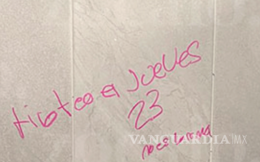 $!Pintas en los baños del CBTIS 34 advertían un supuesto tiroteo el 23 de abril, lo que activó protocolos de seguridad en el plantel.