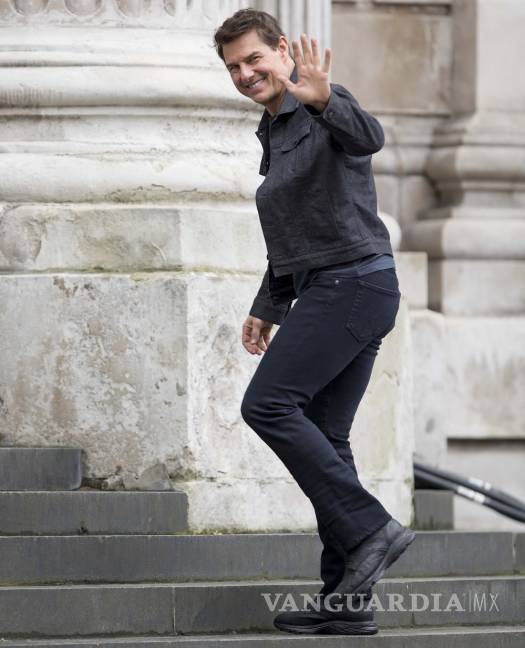 $!Tom Cruise vuela sobre Londres para ‘Misión imposible 6’