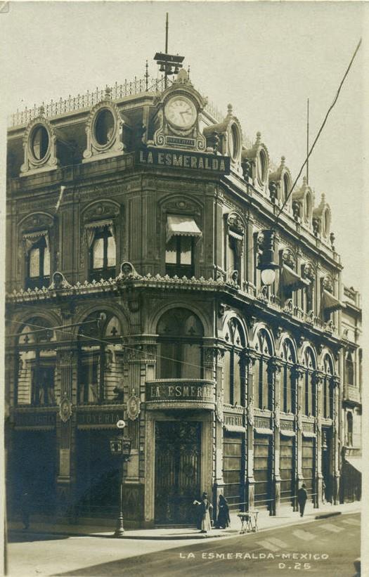 $!Edificio de La Esmeralda relojería que vendió uno de los relojes para la catedral .