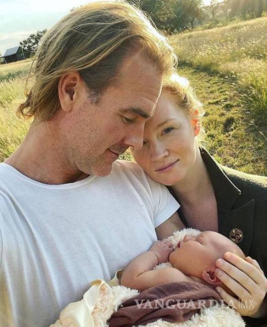 $!Tras dos pérdidas, la pareja mantuvo en secreto este embarazo, del que hoy anunciaron el nacimiento del pequeño Jeremiah.