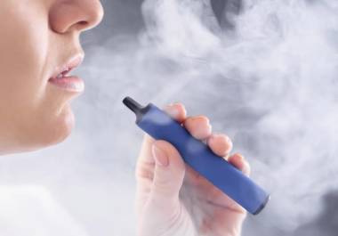 A partir del 1 de enero, la venta y uso de vapeadores en el País está prohibida.