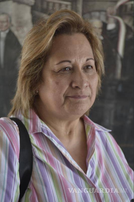 $!Verónica Eunice Contreras González, 37 años de docencia, encargada de los siete alumnos de la escuela Presidente Benito Juárez.