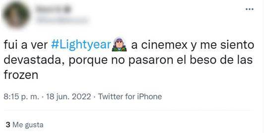 $!Denuncian que Cinépolis y Cinemex cortaron beso lésbico en ‘Lightyear’