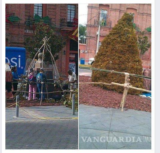 Cubren busto de Juárez... ¡con árbol de Navidad!