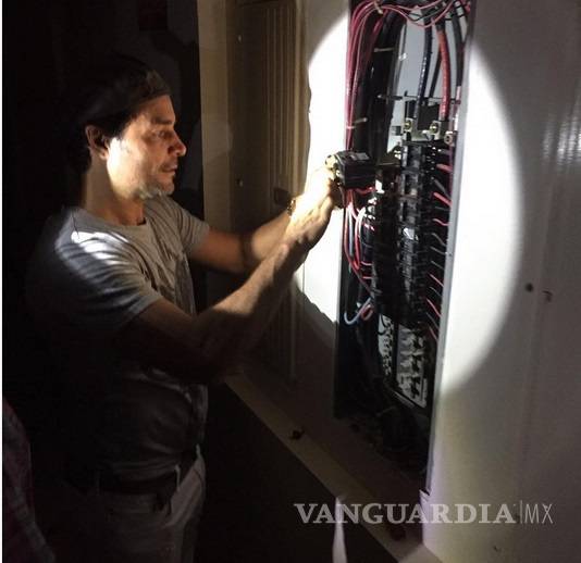 Chayanne sufre los estragos del paso del huracán Irma