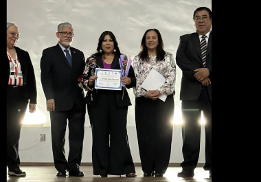 Aracely Garza Chantaka fue distinguida por su sólida trayectoria y su compromiso con la cobertura informativa de alto impacto en el noreste del país.
