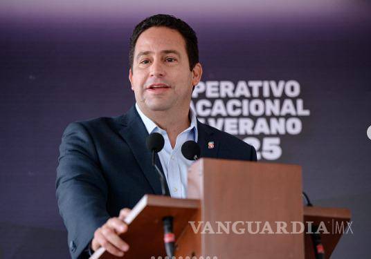 $!El alcalde Javier Díaz destacó que la seguridad seguirá siendo la prioridad de su gobierno y agradeció el respaldo del gobernador y de las fuerzas federales en esta cruzada conjunta.